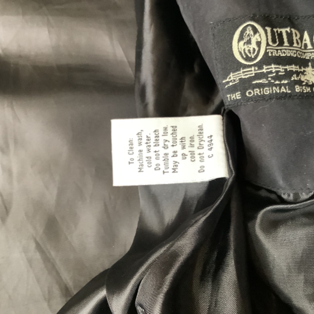 EUC Outback Trading Company black quilted vest s/m western - Picture 14 of 15